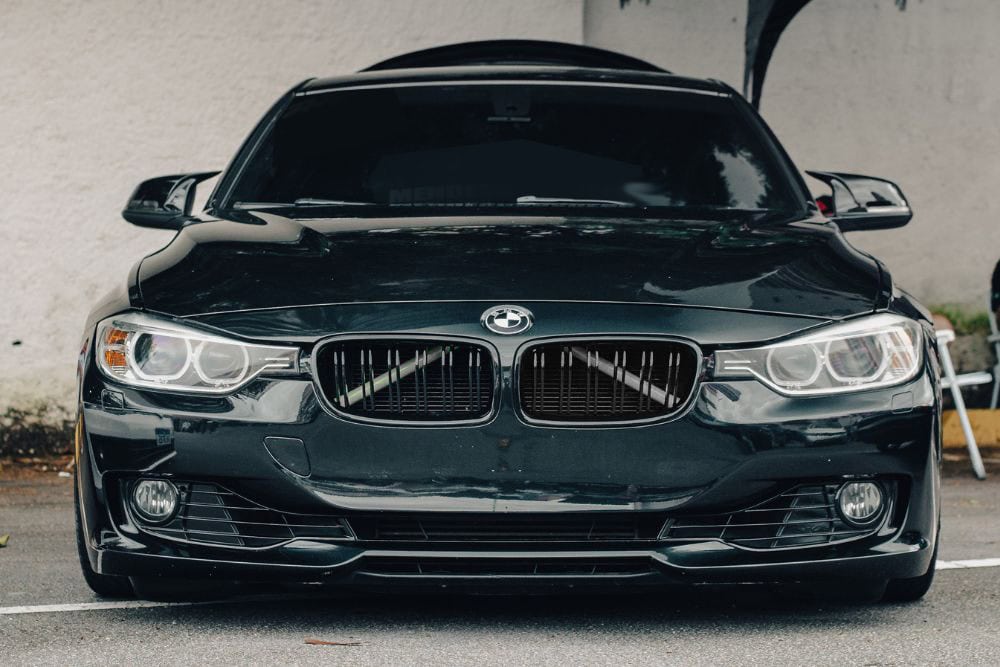 Black BMW 3 Series
